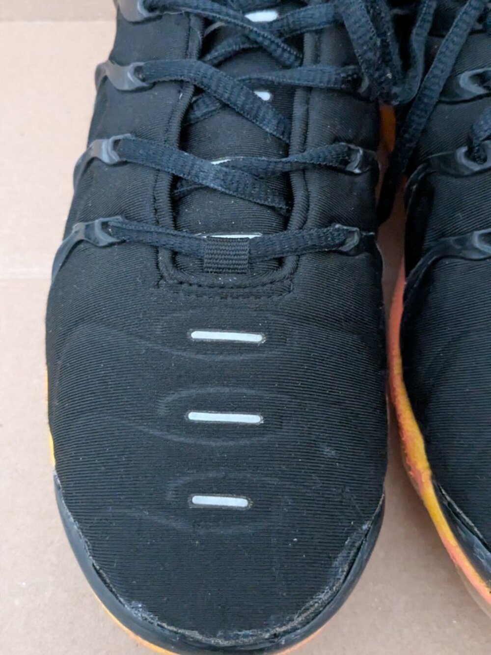 Nike Air VaporMax Plus TN Casual Shoes Mens Walking Shoes Black Orange Size 8 - Picture 4 of 16